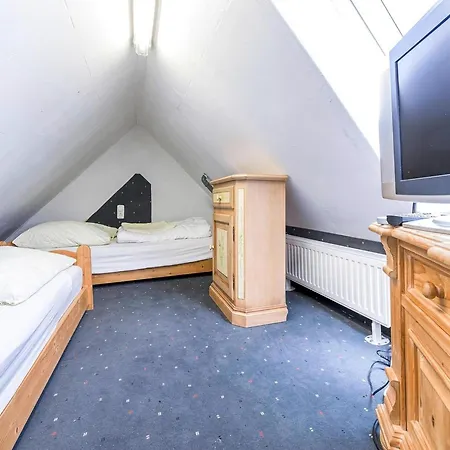 Doppelhaushaelfte, Friedrichskoog-spitze, Cleaning Included * Friedrichskoog-Spitz