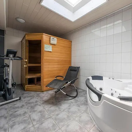 Vakantiehuis Doppelhaushaelfte, Friedrichskoog-spitze, Cleaning Included Friedrichskoog-Spitz